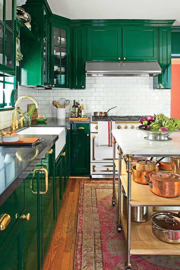 Стильна сучасна Яскрава Кухня смарагдово зеленого кольору: фото, дизайн приклад