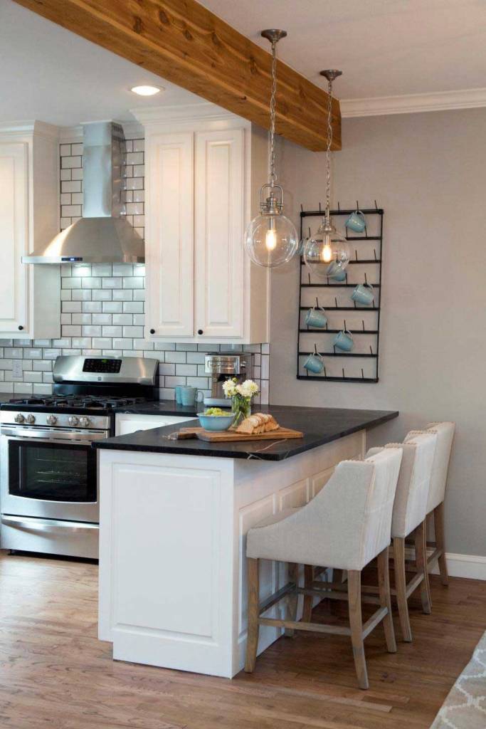 Барная стойка на кухне у стены | дизайн Барной Стойки - Полуостров для Кухни: фото примеры