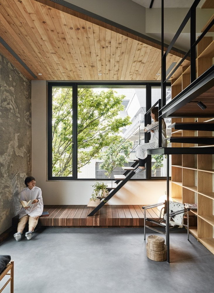 Zweistöckiges Hausdesign im Loft-Stil