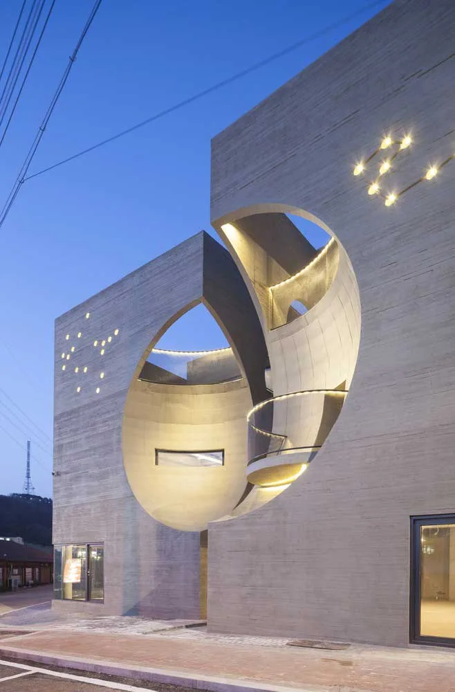 famous unique buildings