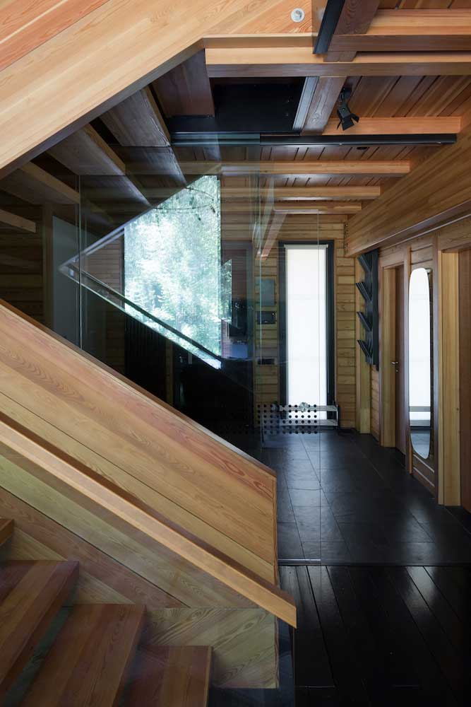 wood and glass staircase