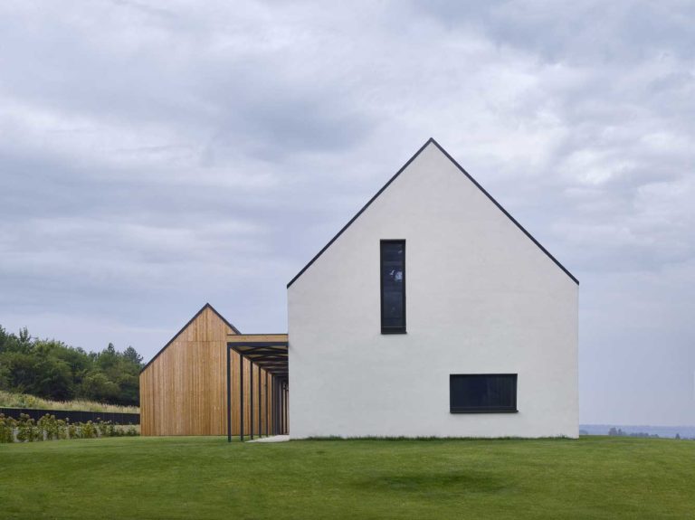 Holzfassade und Stuckdekoration des Hausfotos
Optionen
Design
das Äußere
Außenwände
gegenüber