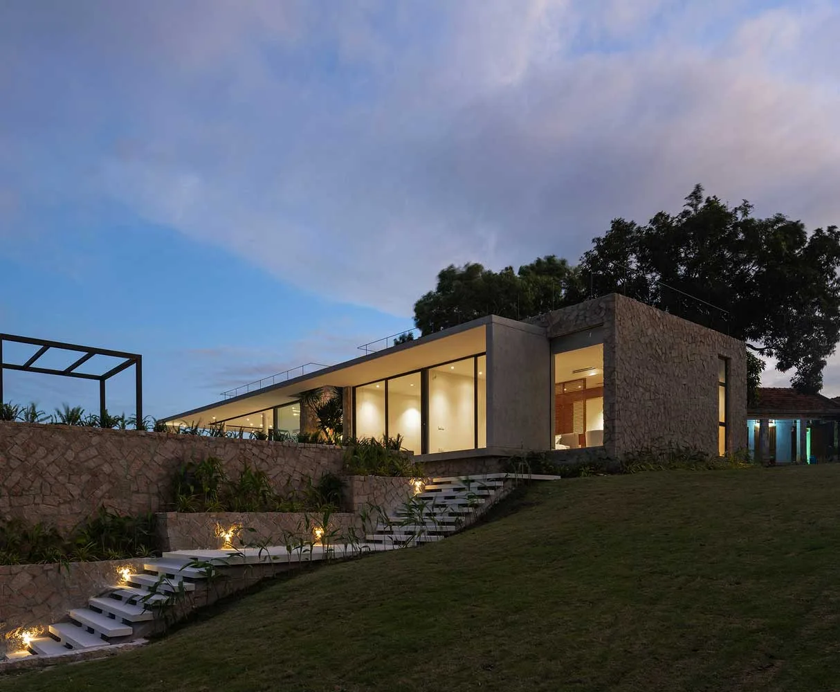One-storey flat house with panoramic windows on the Vietnamese slope