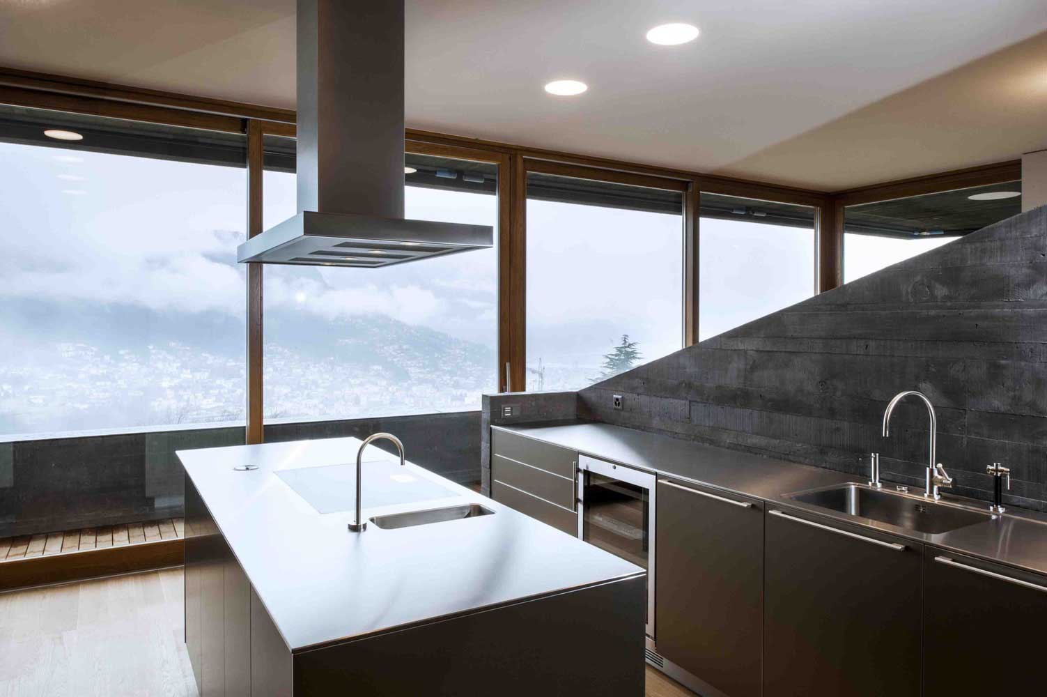 Black Concrete: Modern Solution in Architecture and Design