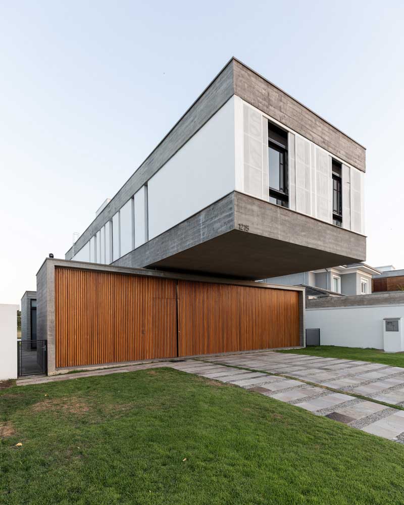 cantilever house construction