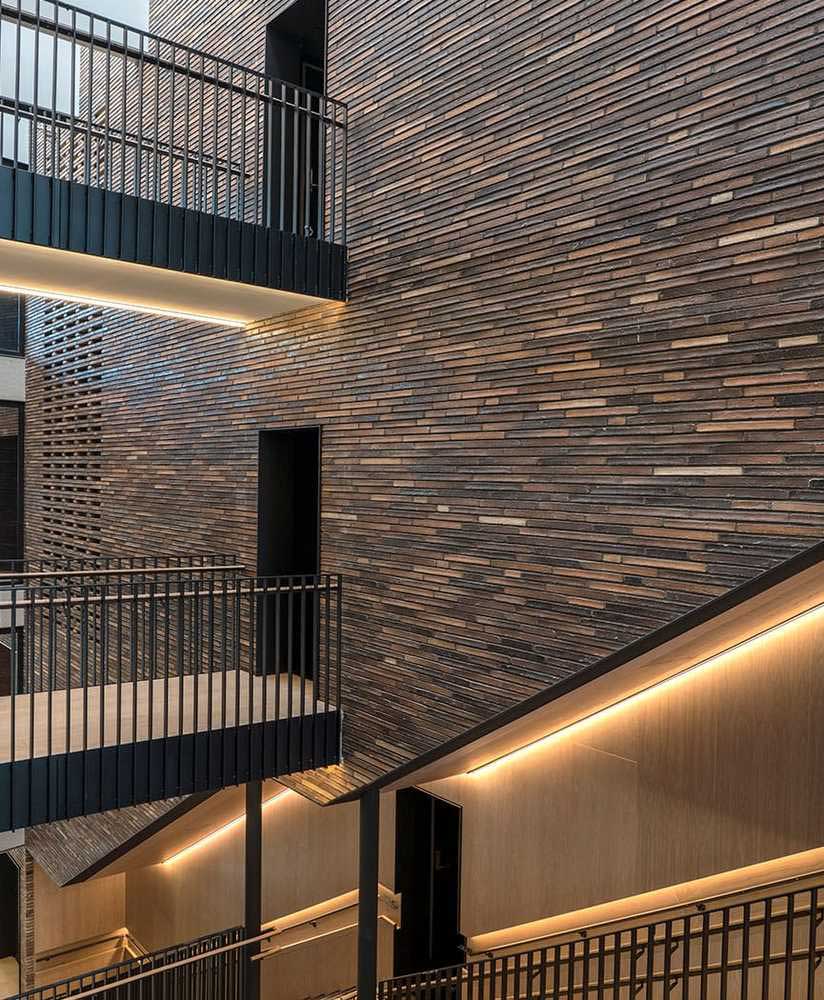 Long brick
photo, design, ideas, facade, exterior, interior, landscape, courtyard, decoration, cladding