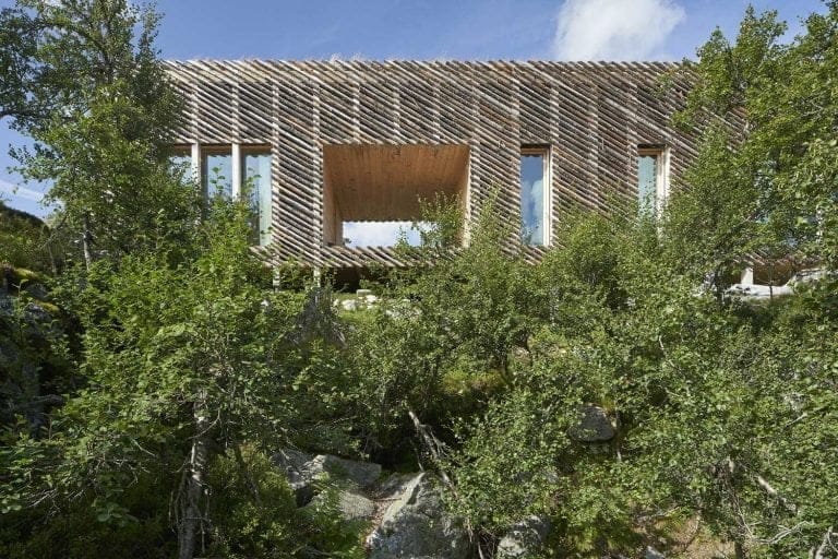 Modern Finish Wooden House in a Unique Design Skigard Hytte Cabin