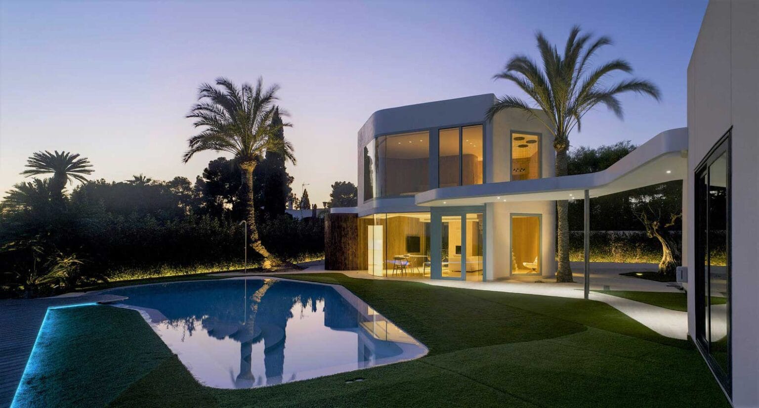 Flat Roof Double Storey Houses in Minimalist Style for a Modern Family