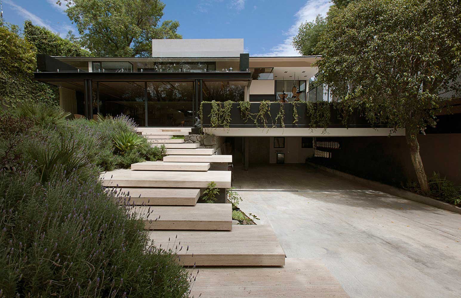 modern stairs design outdoor