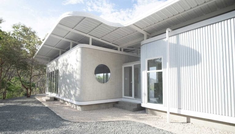High-Tech Style Prefabricated House Without Sharp Corners