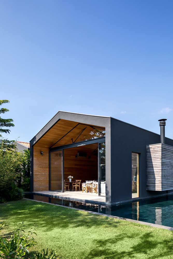 Одноэтажный Дом с Двускатной Крышей – Трансформация классических мотивов