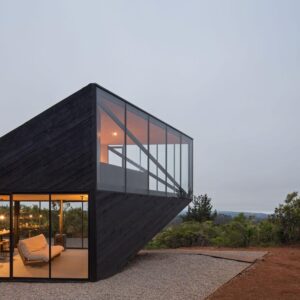 Maison Moderne Cubique avec Fenêtres Panoramiques