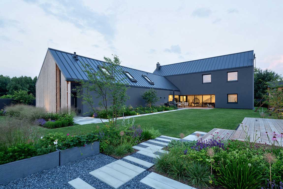 L-Shaped Barndominiums Unveiled – Design Ideas for Modern Country Living
