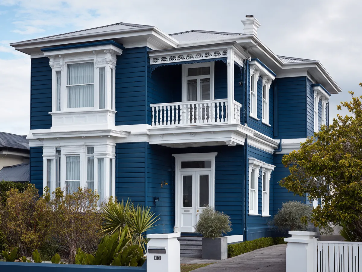 Majestic Blues and Crisp Whites