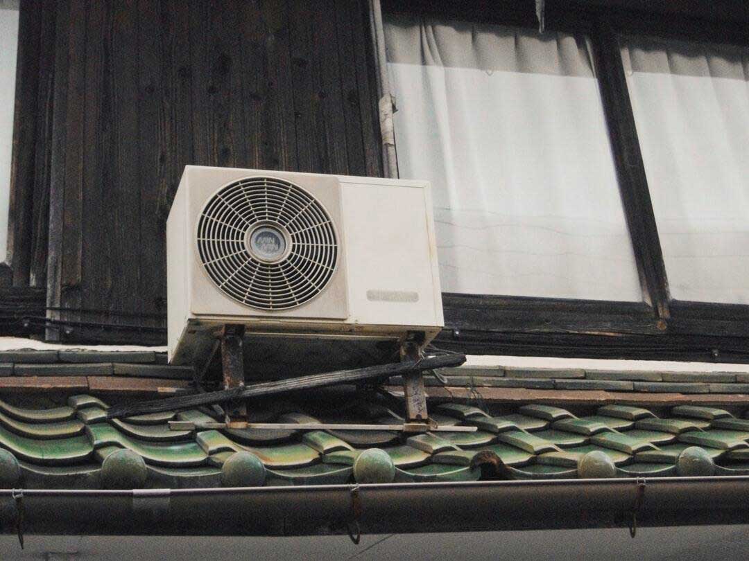 The Most Common Emergency Air Conditioning Issues and How to Avoid Them