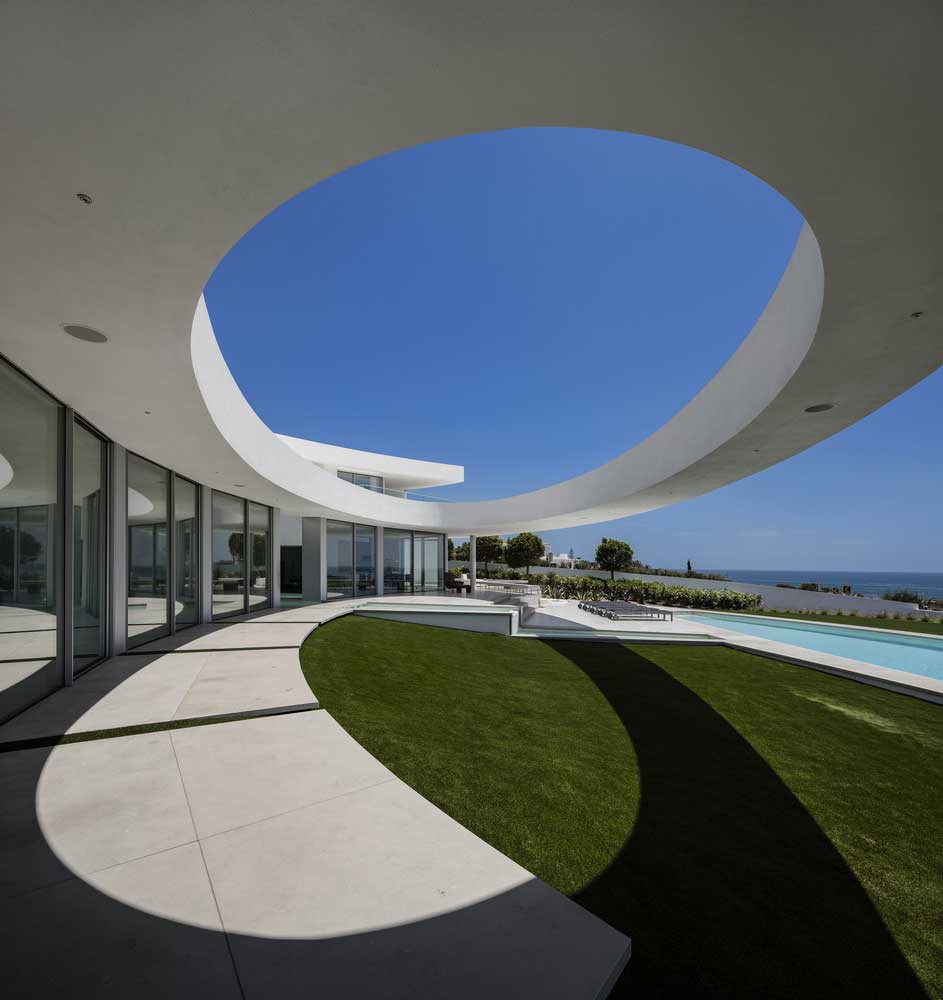 Best & Modern Large House Design Ideas