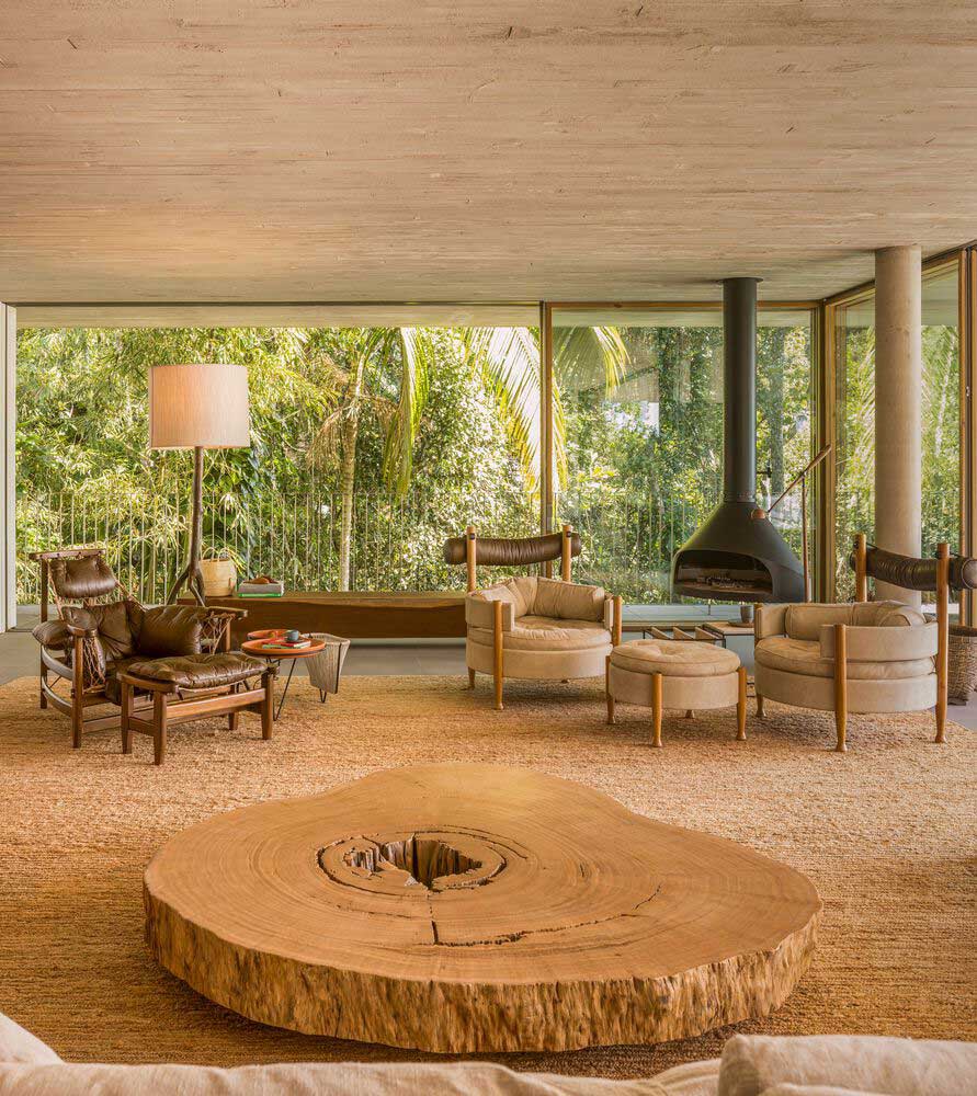 Wooden Accents Add Warmth to Modernist Concrete Residence