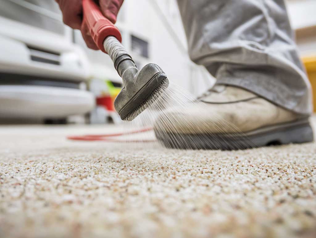 Deep Cleaning vs. Regular Cleaning: What’s the Difference and When Do You Need Each?