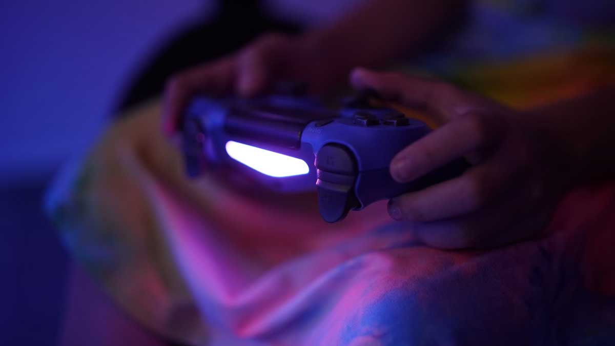 Level Up Your Wellness: The Health Benefits of Online Gaming