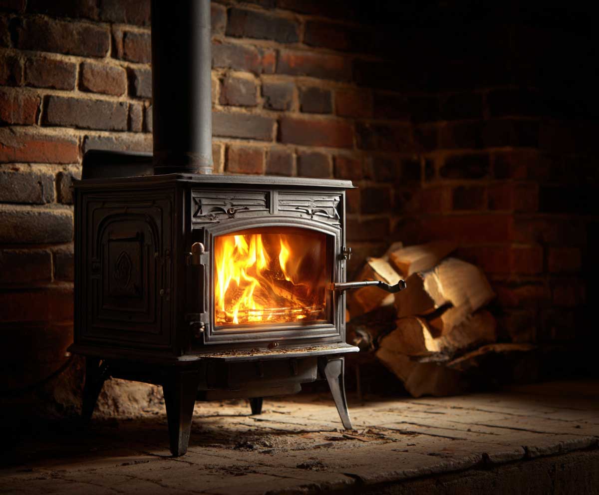 Wood Stove Brands Compared: Which Burns the Brightest?