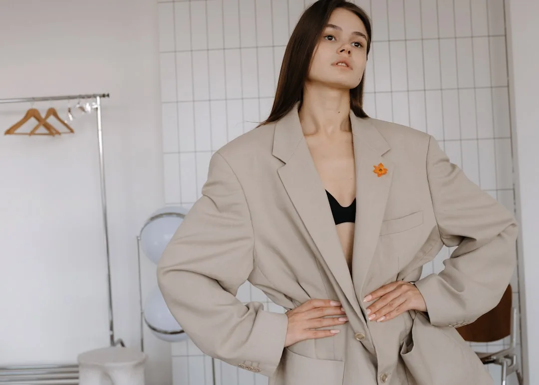 Oversized Blazer Men 2026 — Why Tailored Slouch Replaces Sharp Cuts