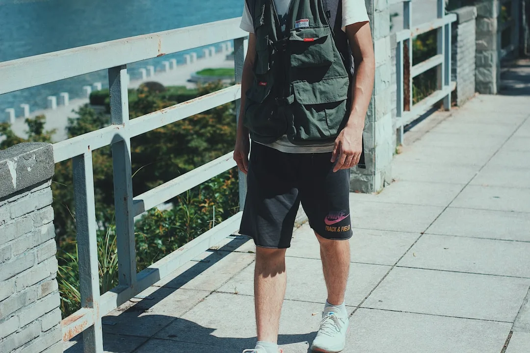 Men’s Cargo Shorts 2026 — Why Utility Pockets Dominate Summer Dressing