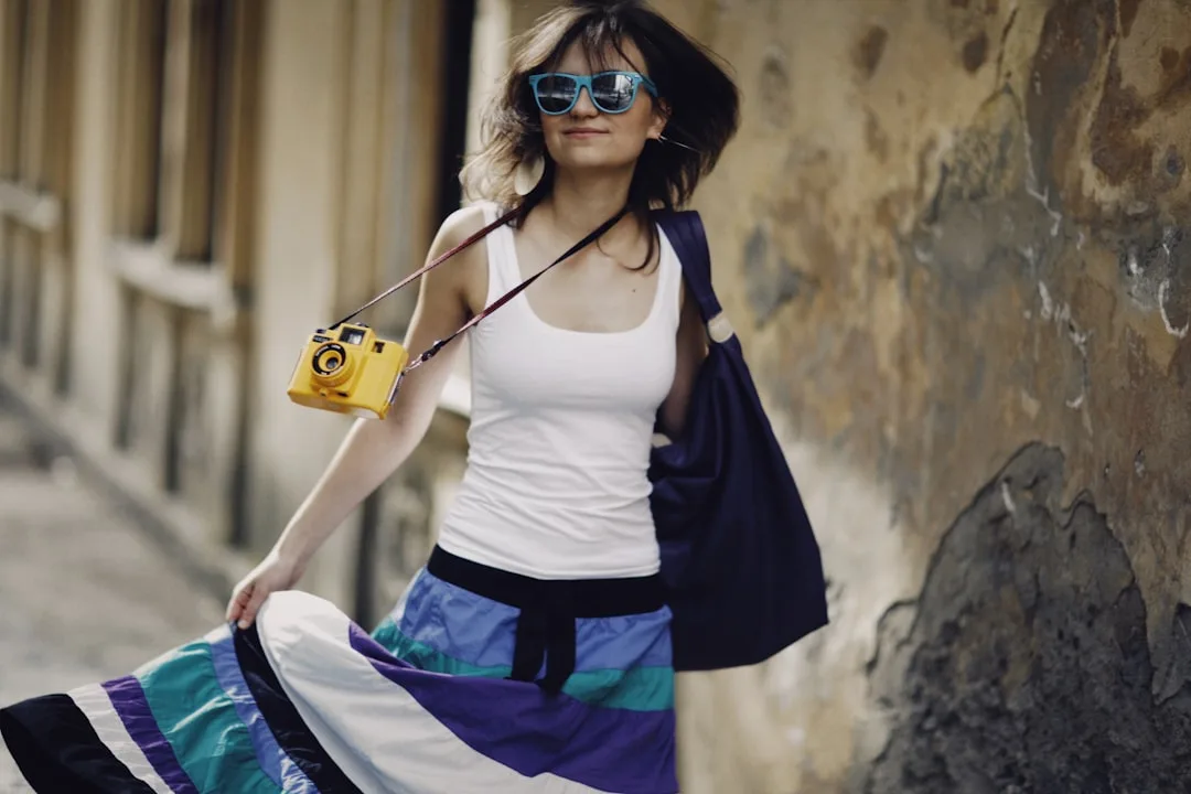 Maxi Skirt Outfits 2026 — Why Elongated Silhouettes Redefine Proportion