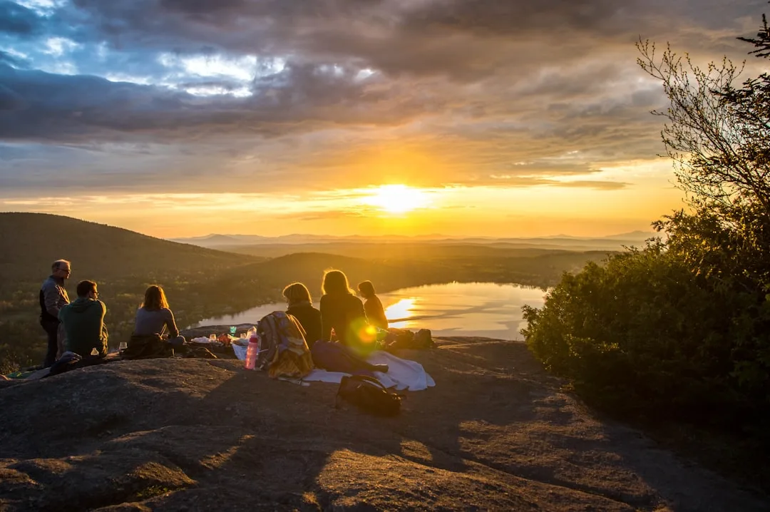 Solo travelers on skill-sharing adventure hike with local guide