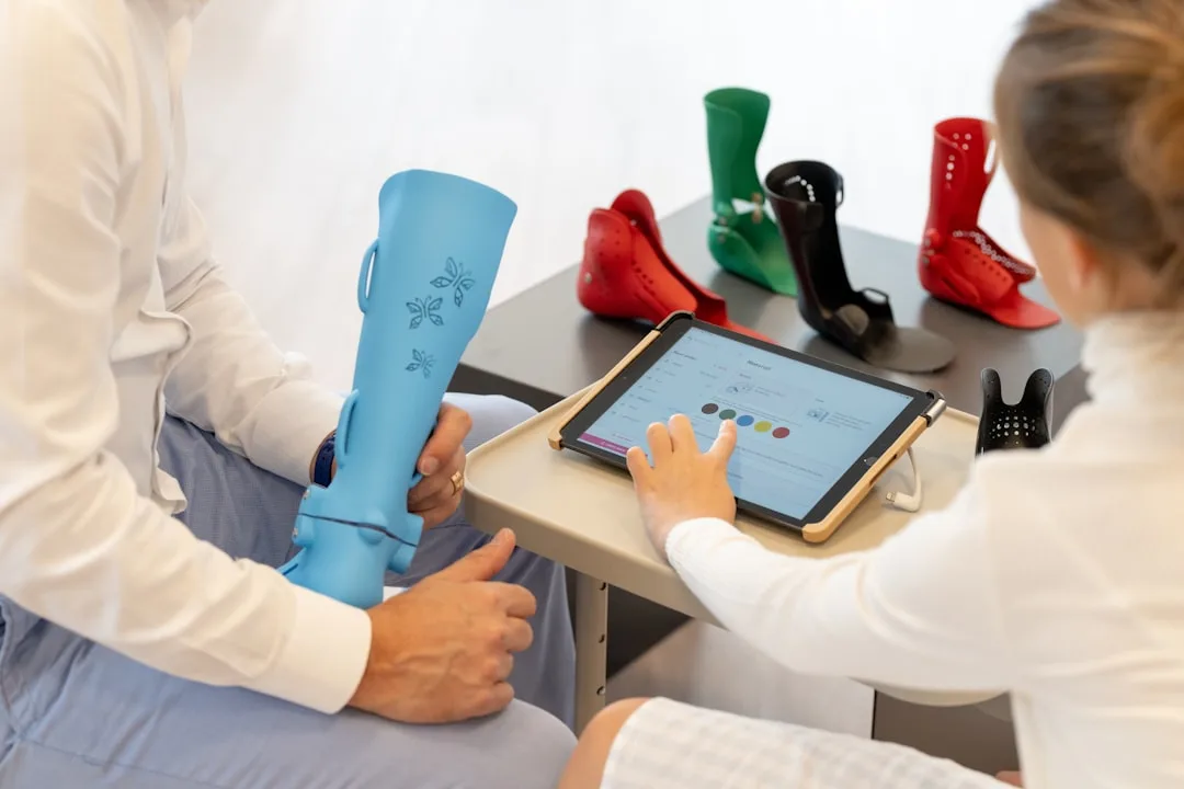 3D printer manufacturing custom prosthetic socket with digital scans