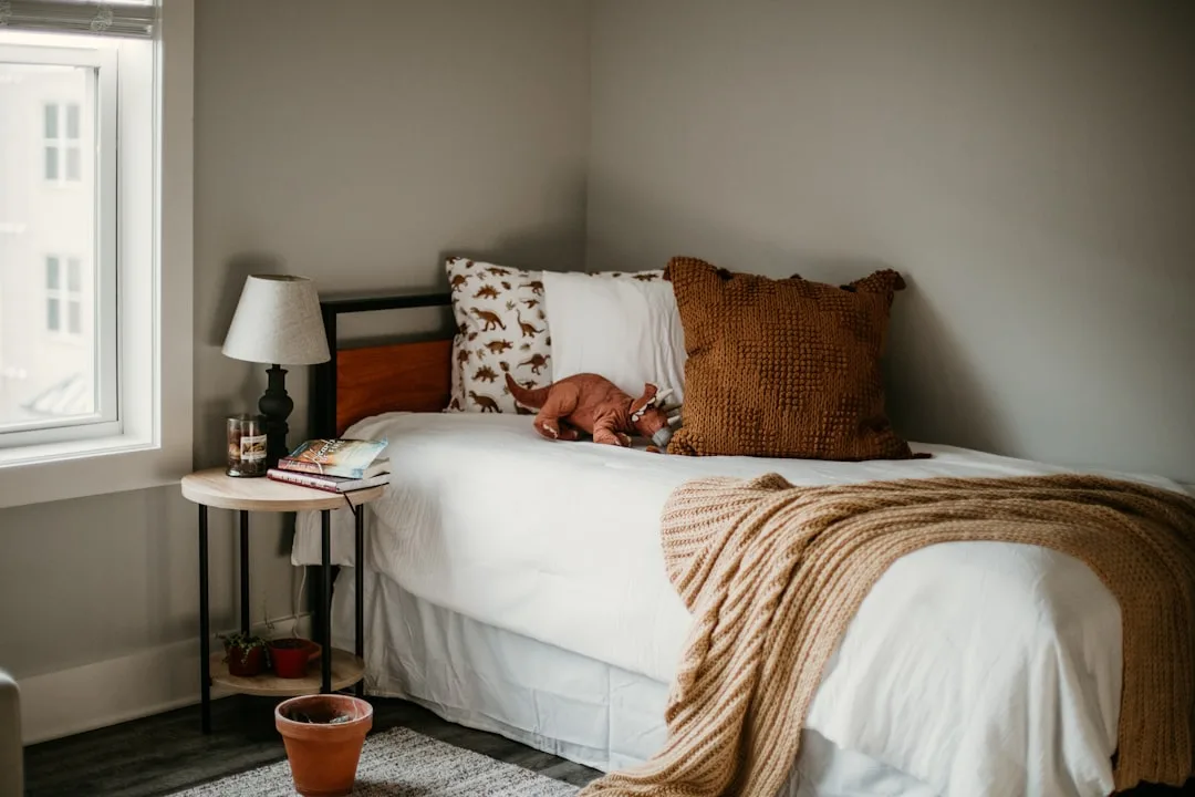 child sleeping independently in bedroom — perspective 2