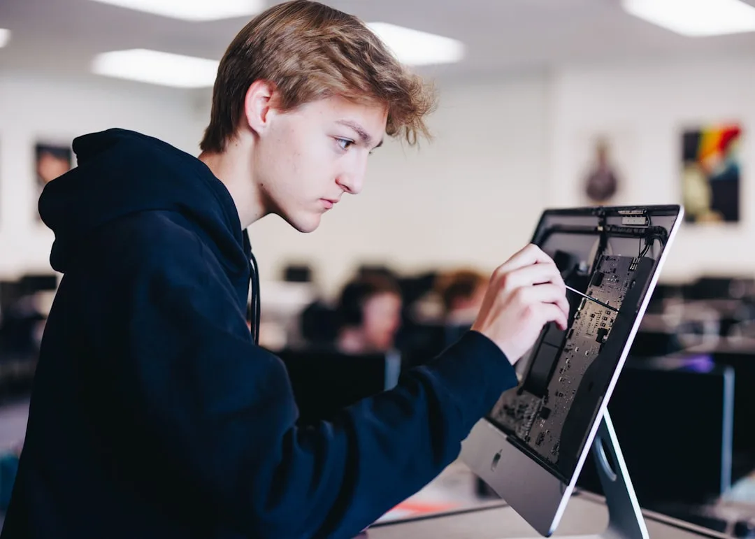 Neurodivergent-friendly learning platform with calming interface design for focused study sessions detail 3