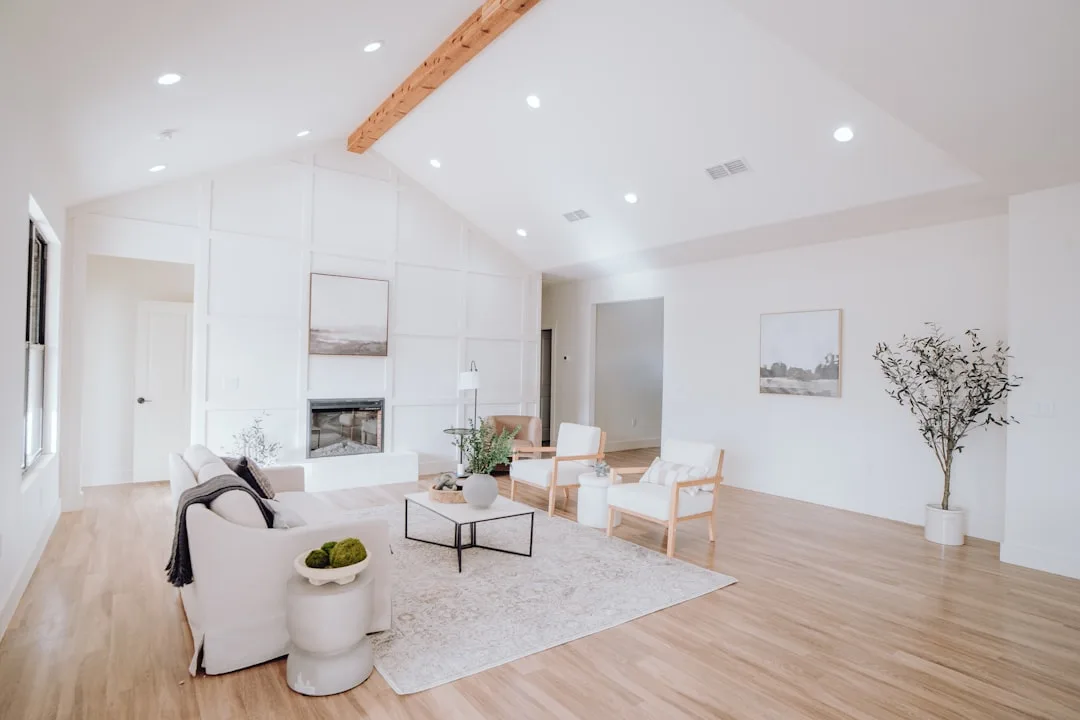 modern living room ceiling design wood beams — Home Improvement perspective 1