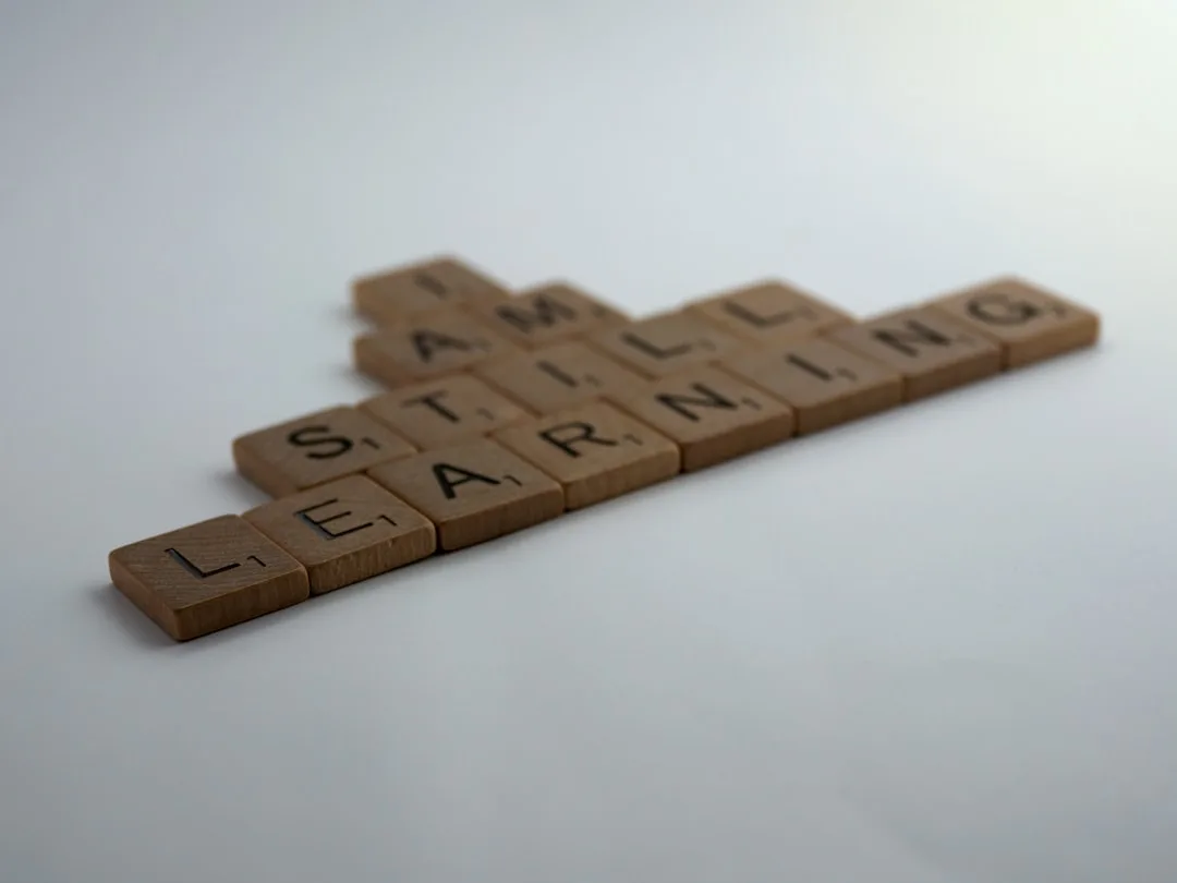 AI-powered learning assistant interface showing personalized skill recommendations and progress tracking