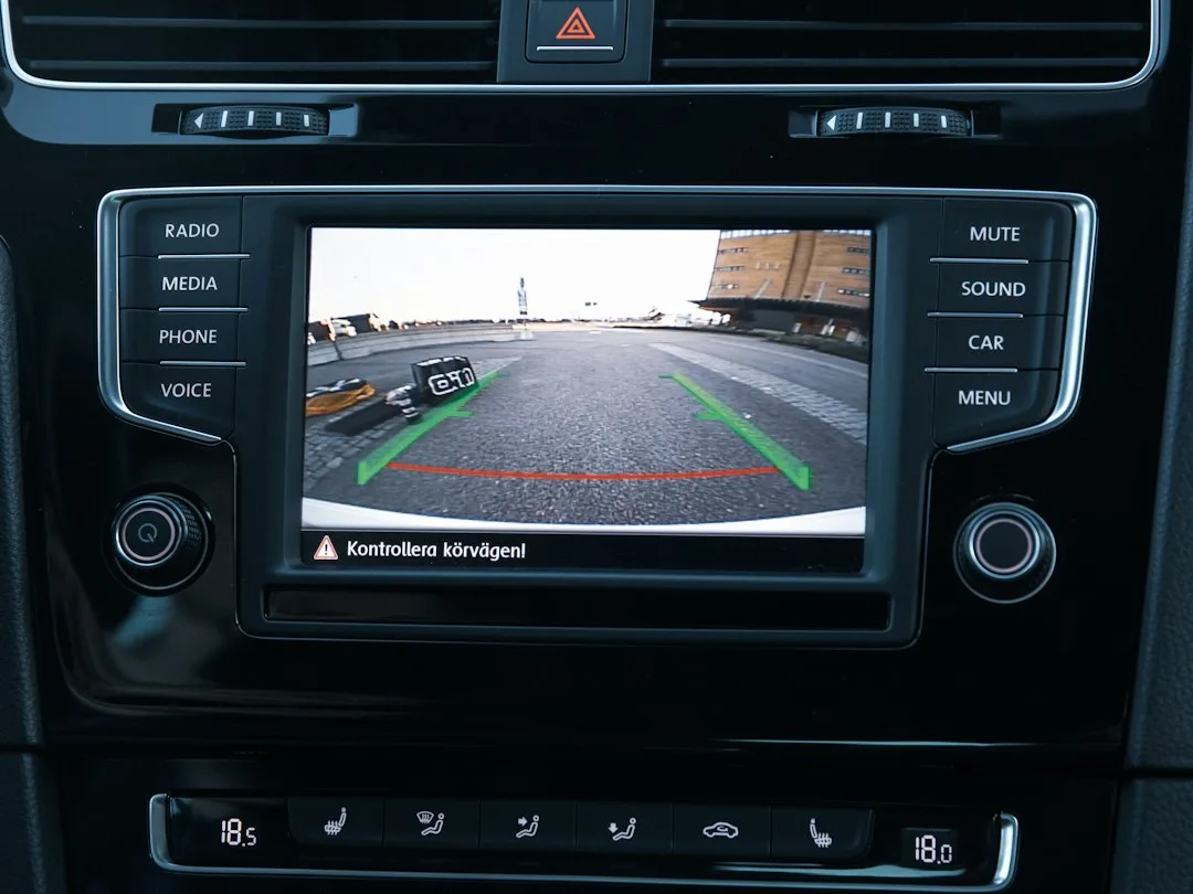 modern car interior occupant monitoring camera — Cars & Auto perspective 2