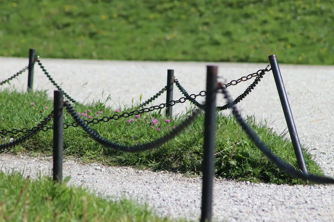 Outdoor Yard Edging Transforms Patio Boundaries Into Design Features