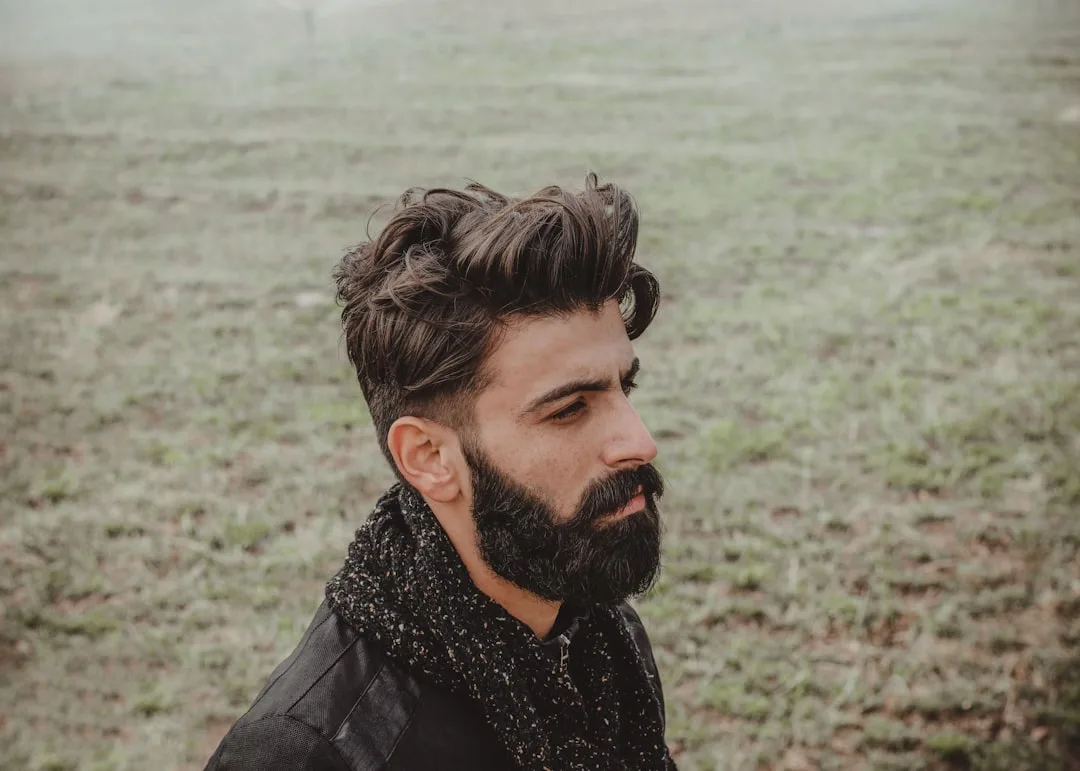 wolf cut hairstyle textured layers — Hairstyle perspective 1
