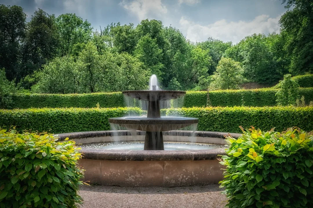 Garden Water Features Beyond Ponds Transform Modern Landscape Design