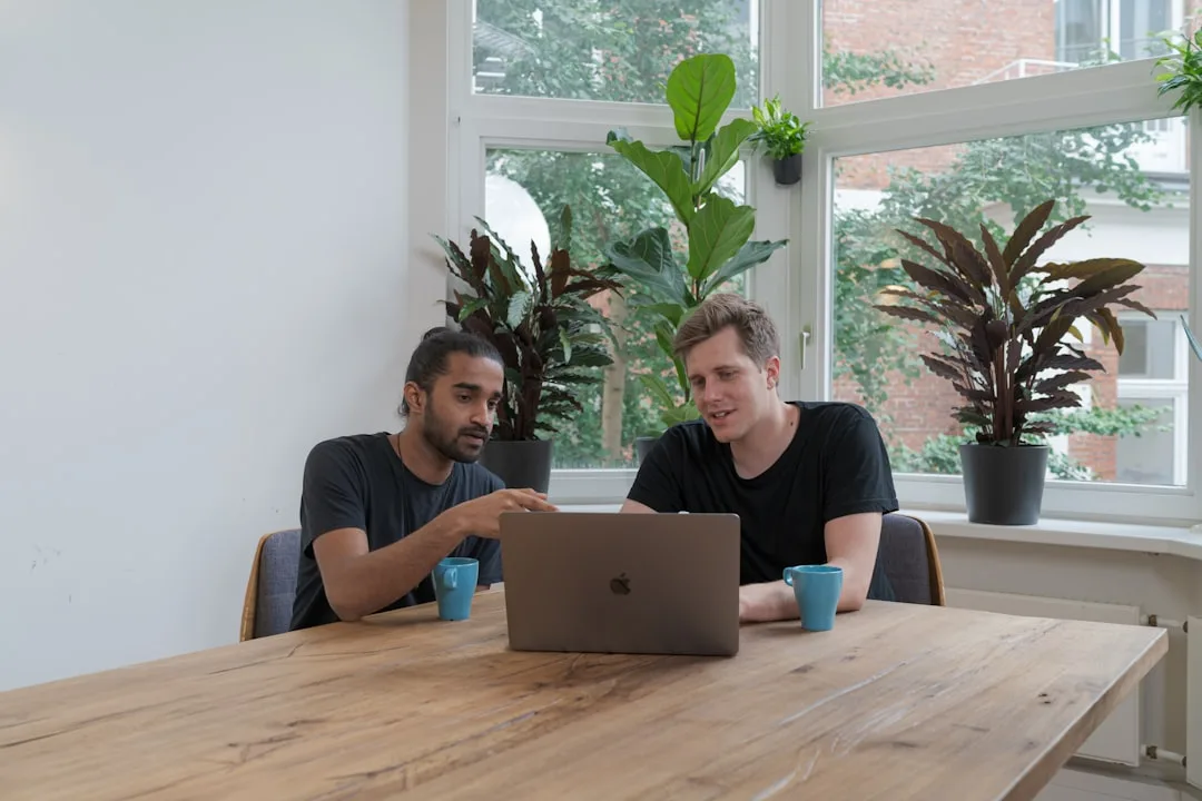 remote team reviewing work together — Education & E-Learning perspective 1
