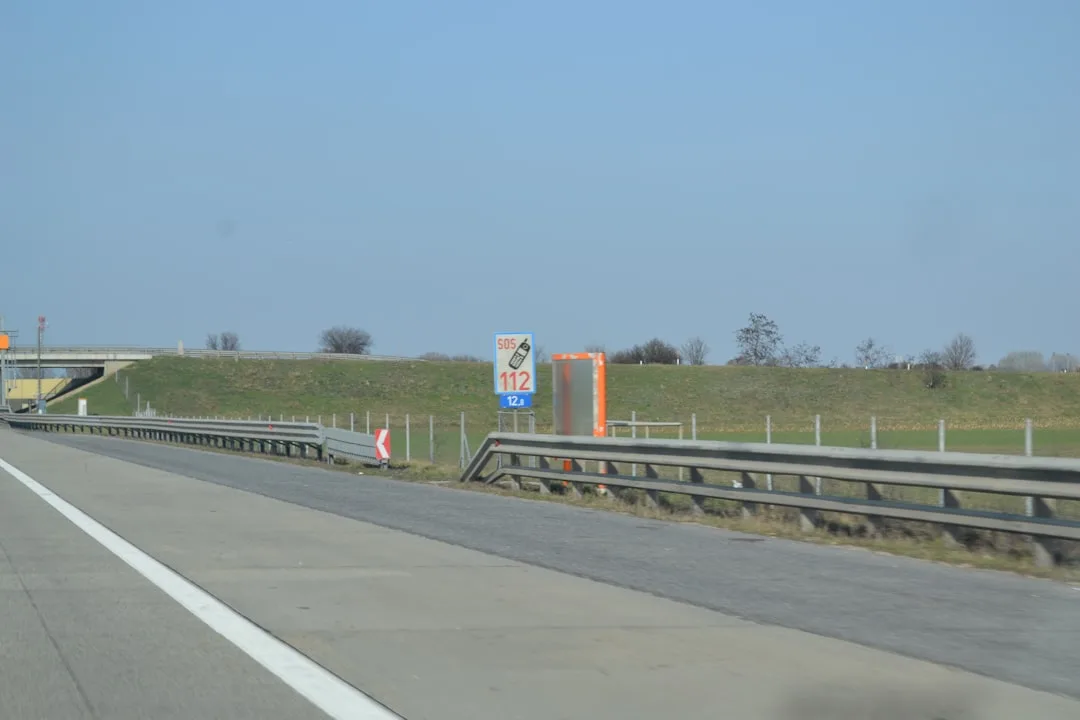 car lane-keeping assist highway driving safety — Cars & Auto perspective 1