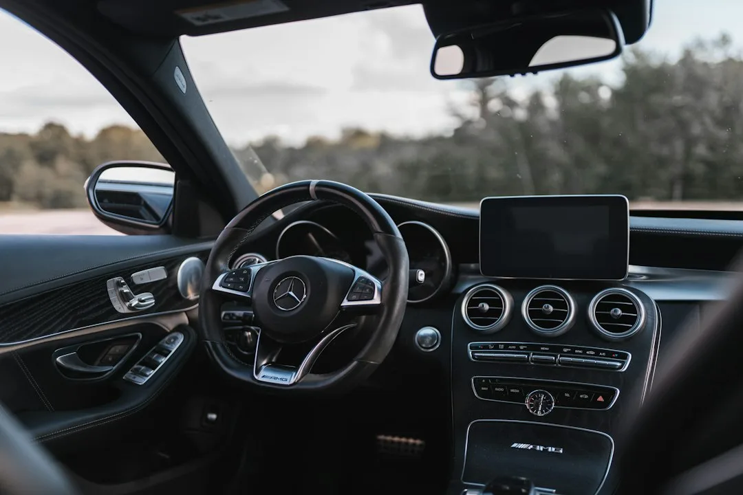 customizable vehicle infotainment system with personalized home screen interface