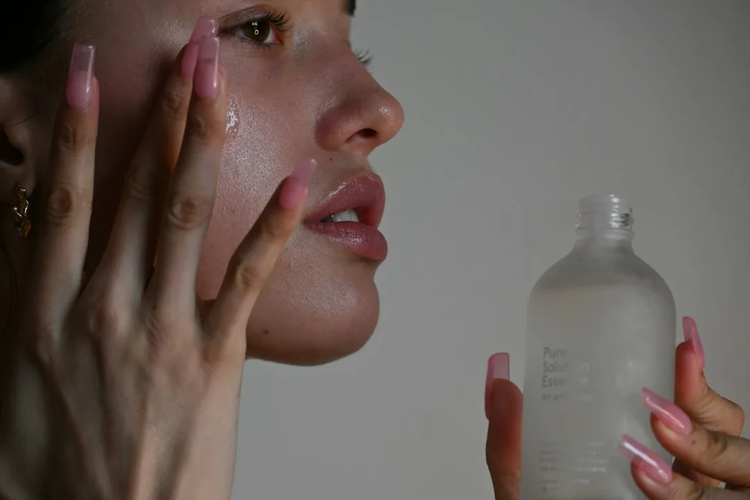 Close-up of hydrated, dewy skin after humectant layering technique application