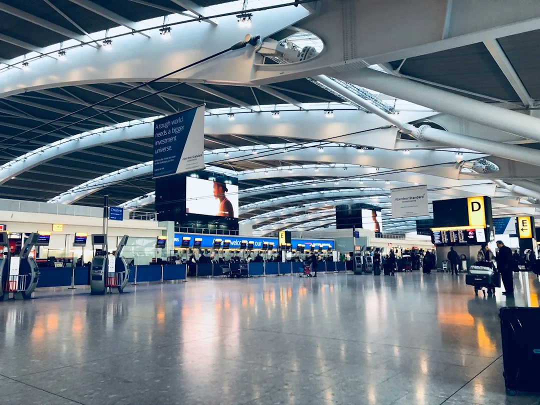 airport layover city exploration terminal — Travel perspective 2