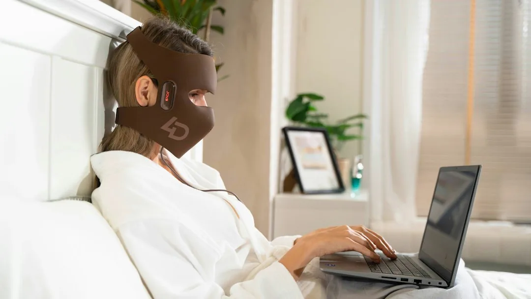 person wearing light therapy wearable device — Tech & Future perspective 2